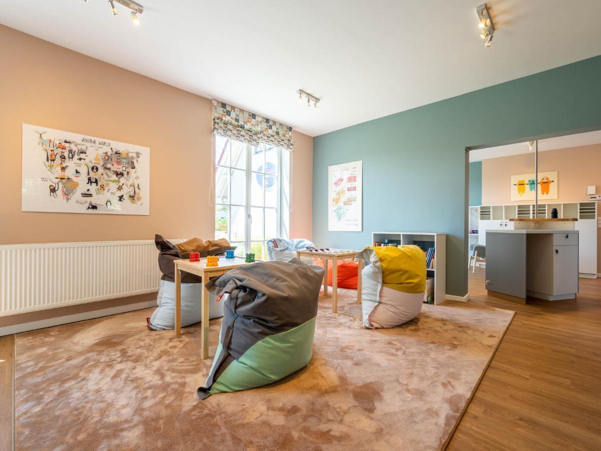 Reetland Am - Luxus Reetdachvilla Mit 3 Schlafzimmern, Sauna Und Kamin F18 Dranske